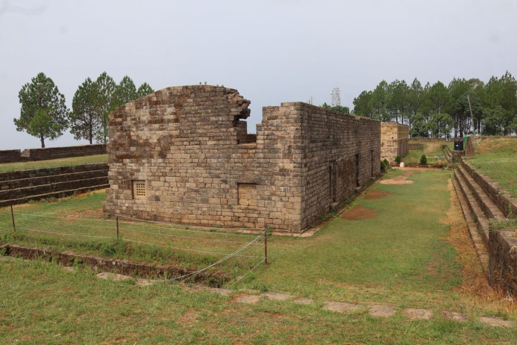 मकवानपुर गढी दरबार । तस्बिर अनिल पराजुली ।